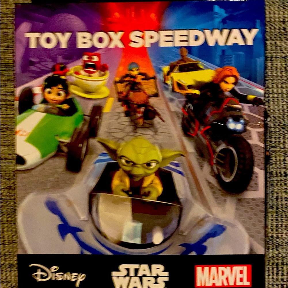 Toy box speedway disc for Xbox 360